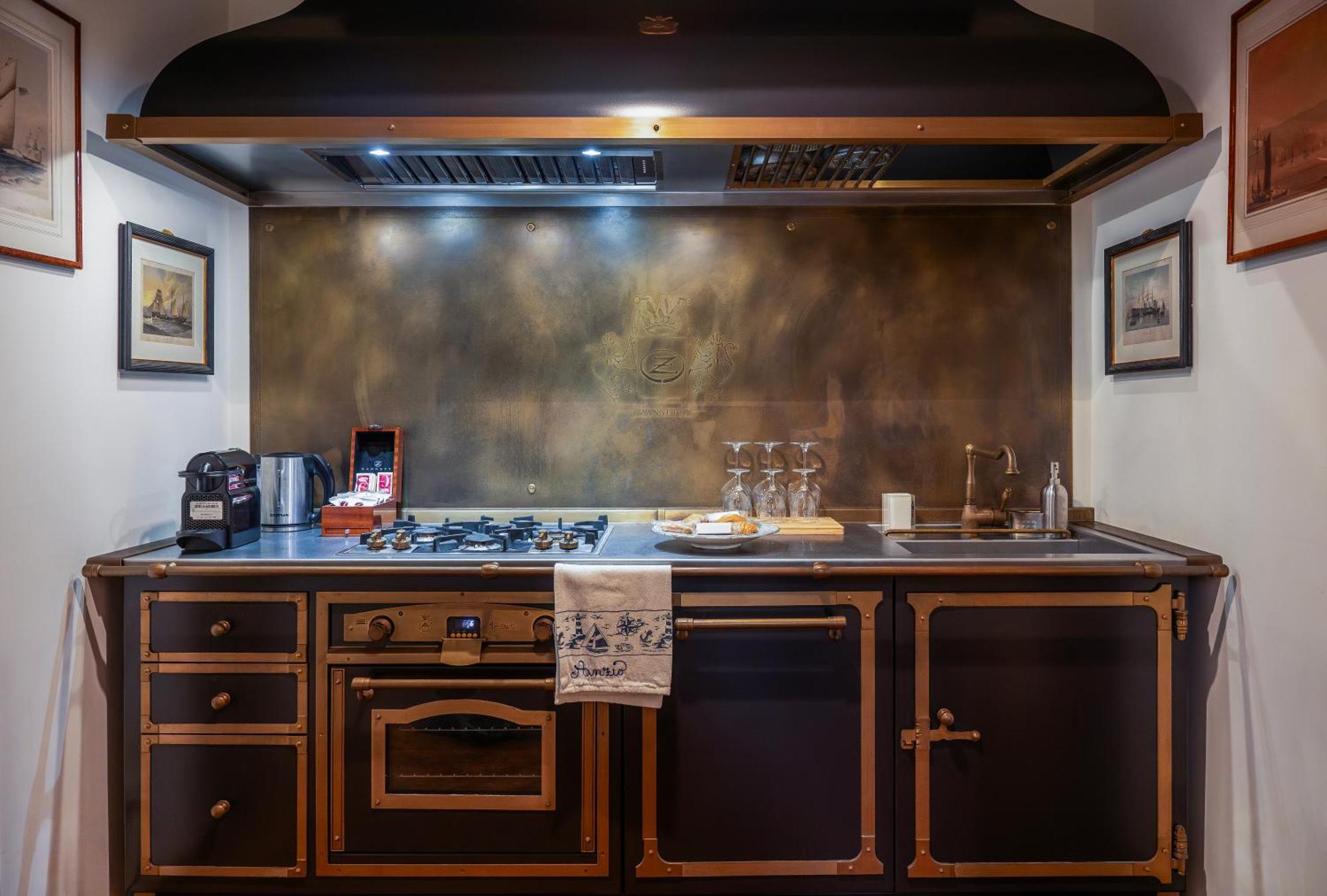 מלון Regal House Anzio Manetti 16 מראה חיצוני תמונה
